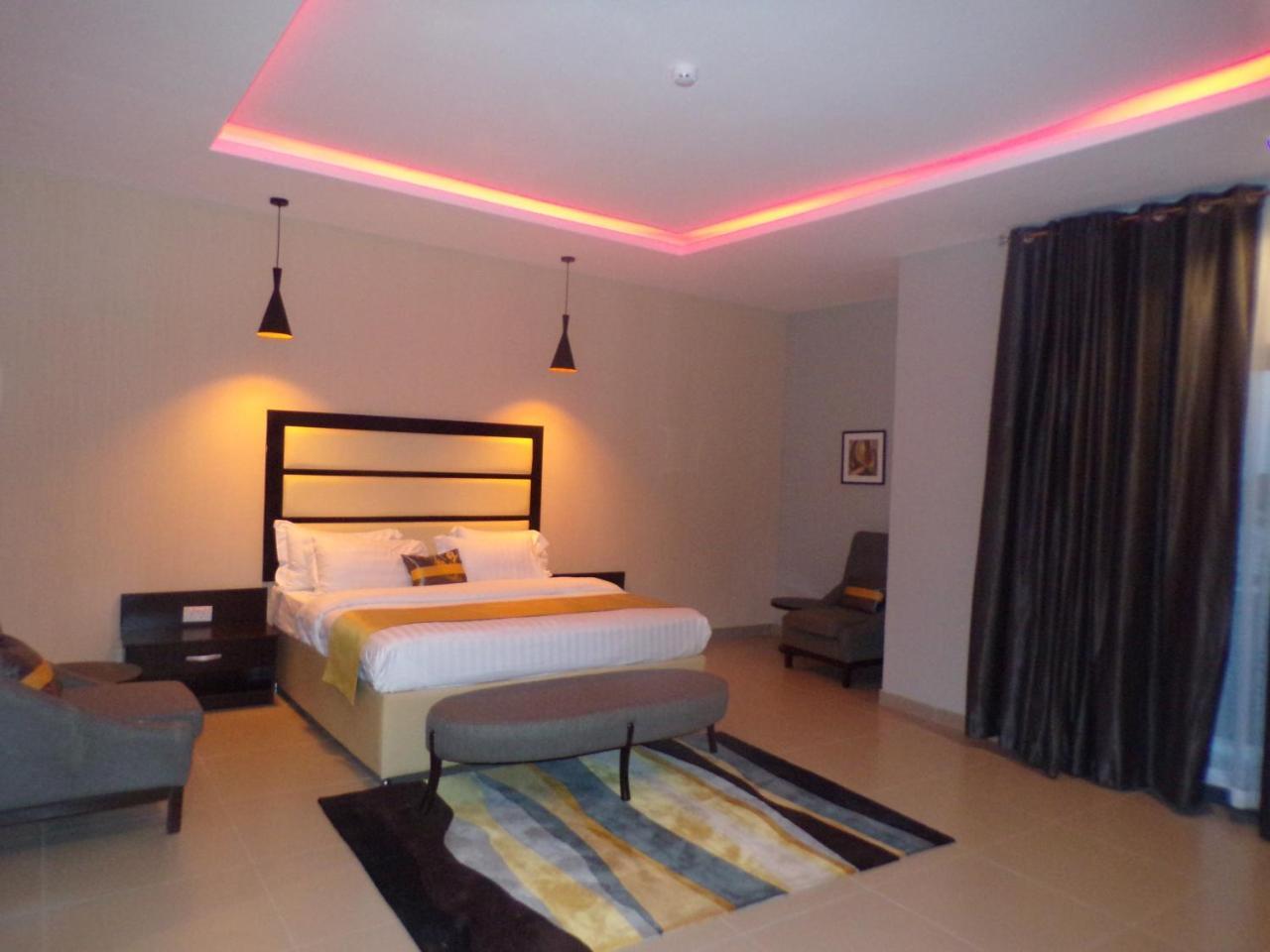 The Mayhill Lekki Luaran gambar